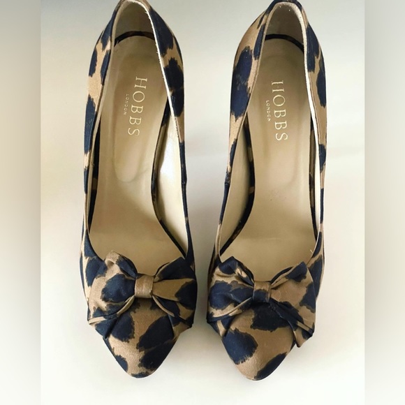 Hobbs satin bow leopard print court heels size UK 3.5 - Picture 2 of 4